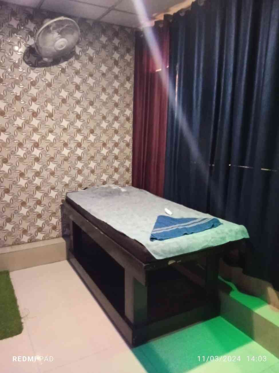 Gold Spa