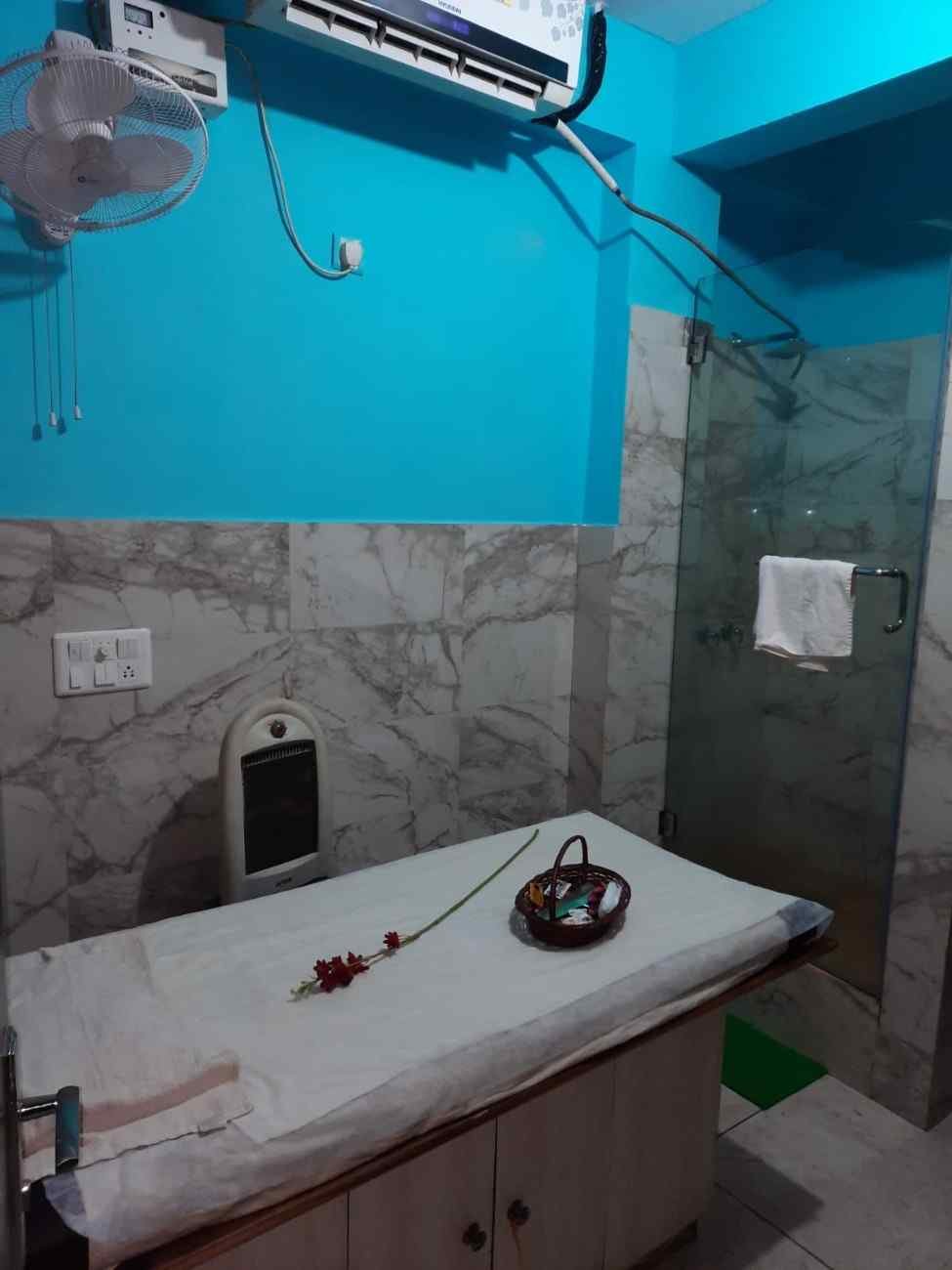 The X SPA & Salon