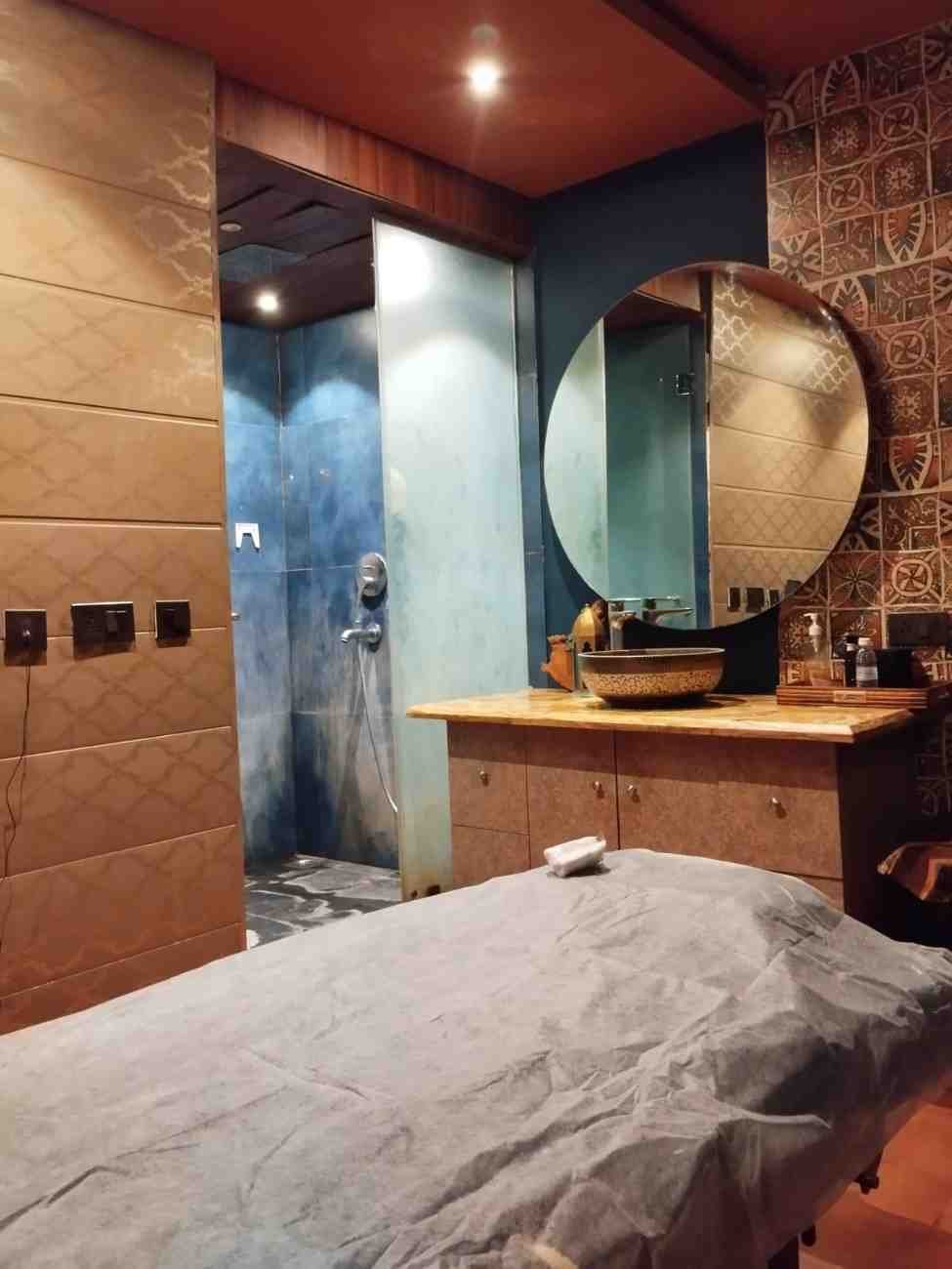 RAASA LUXURY SPA