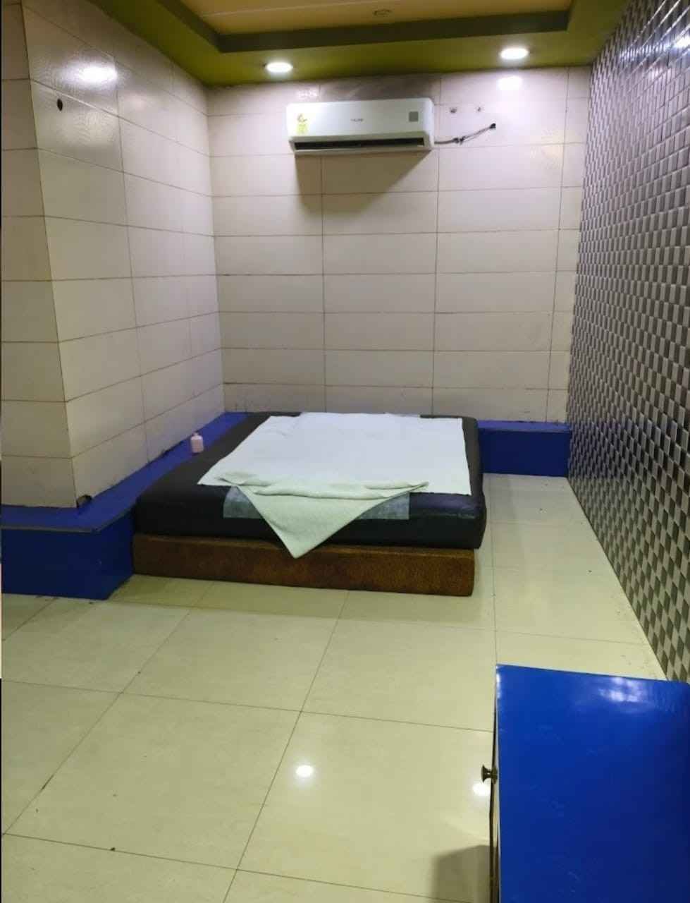 Atithi Spa & Saloon