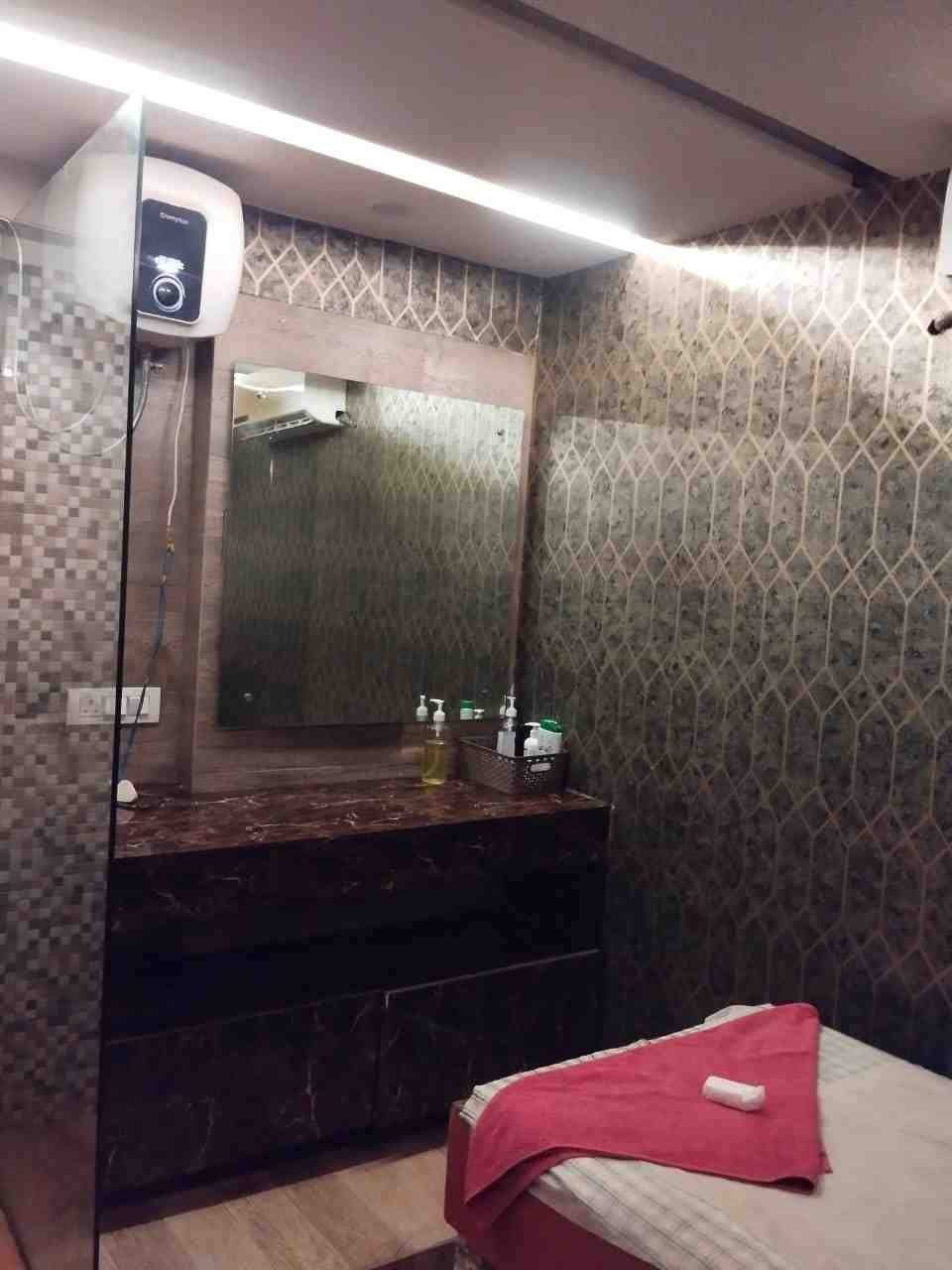 RELAXING BODY LUXURY SPA