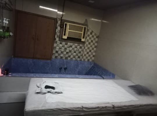 AZA SPA & SALOON
