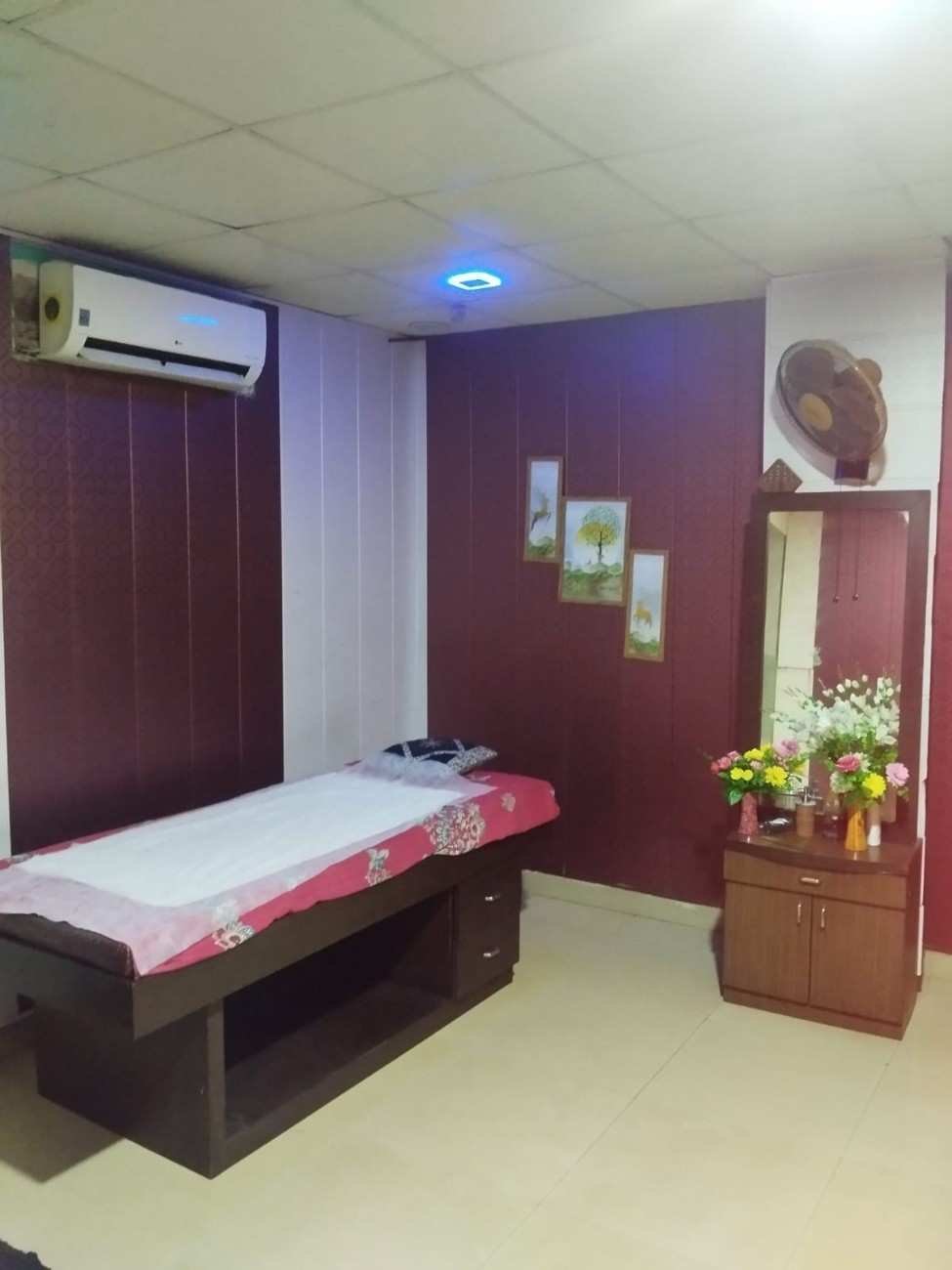 TUXANIE SPA